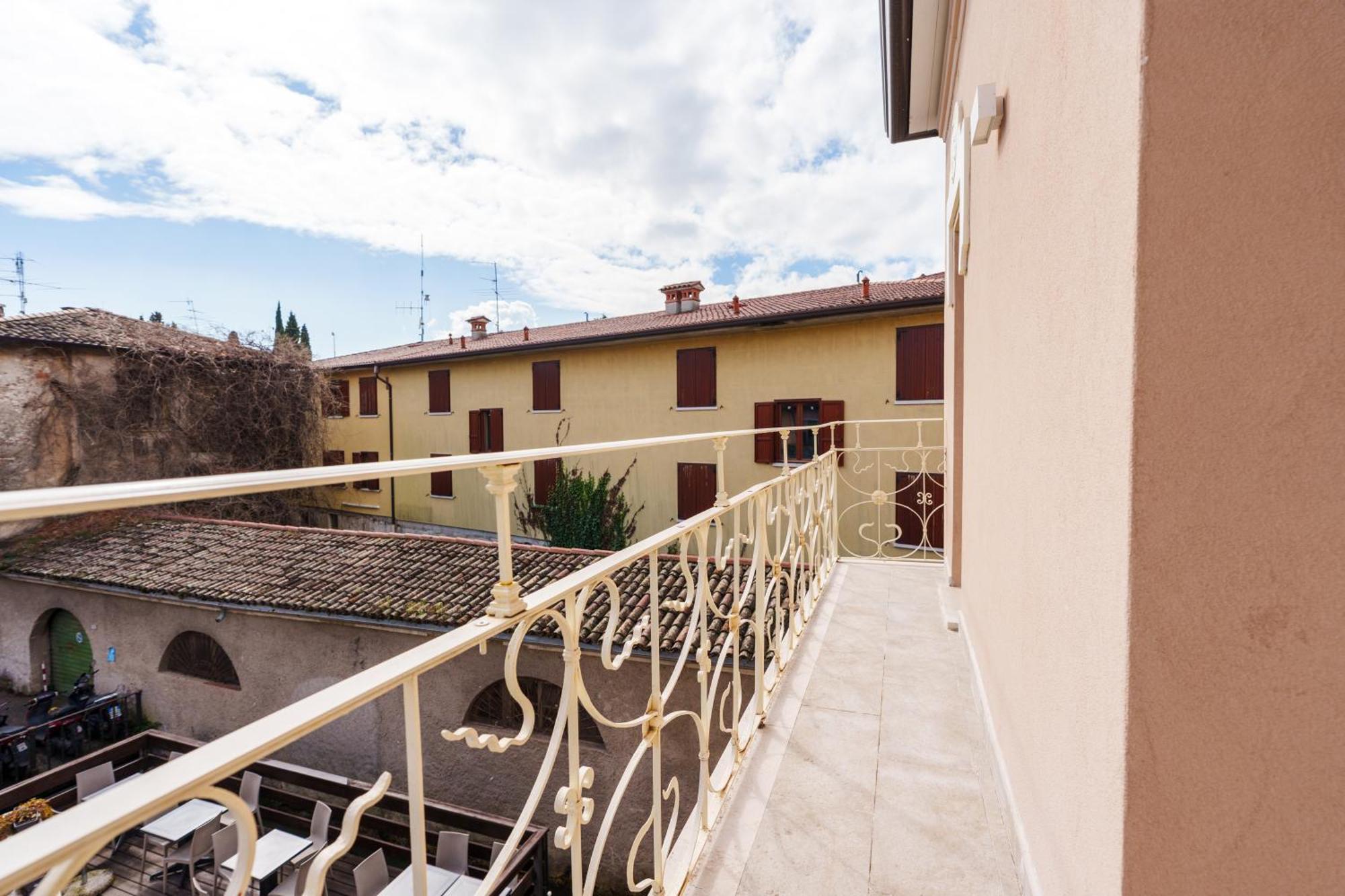 Appartamento La Casa Incartata Toscolano-Maderno Esterno foto